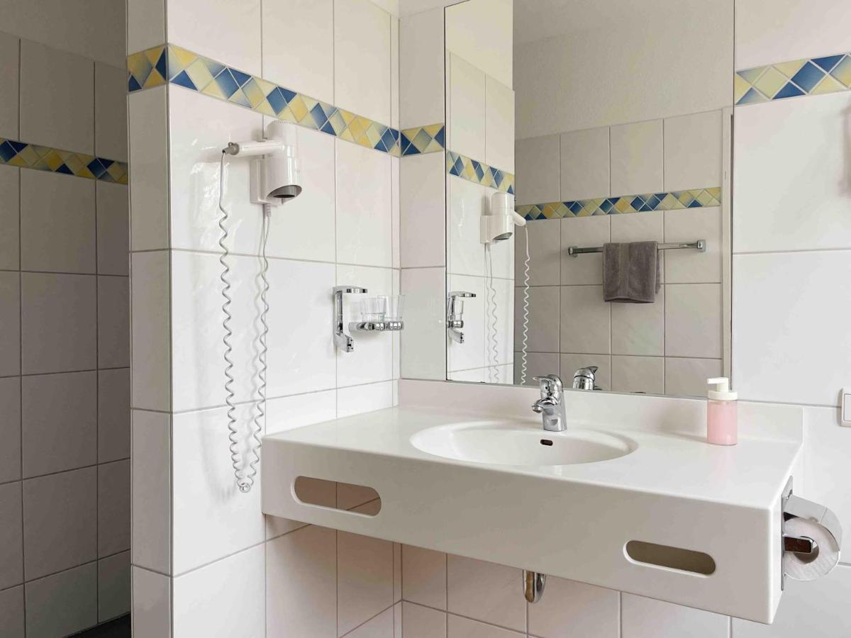 Schoene Apartments I Private Parkplaetze I Home2Share Munster  Exteriör bild